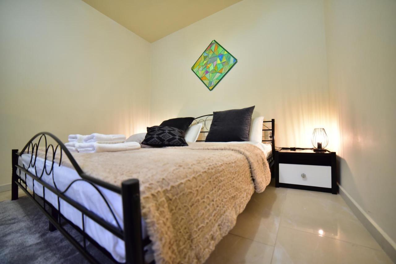 Flh - A&M Central Studio Appartement Sibiu Buitenkant foto